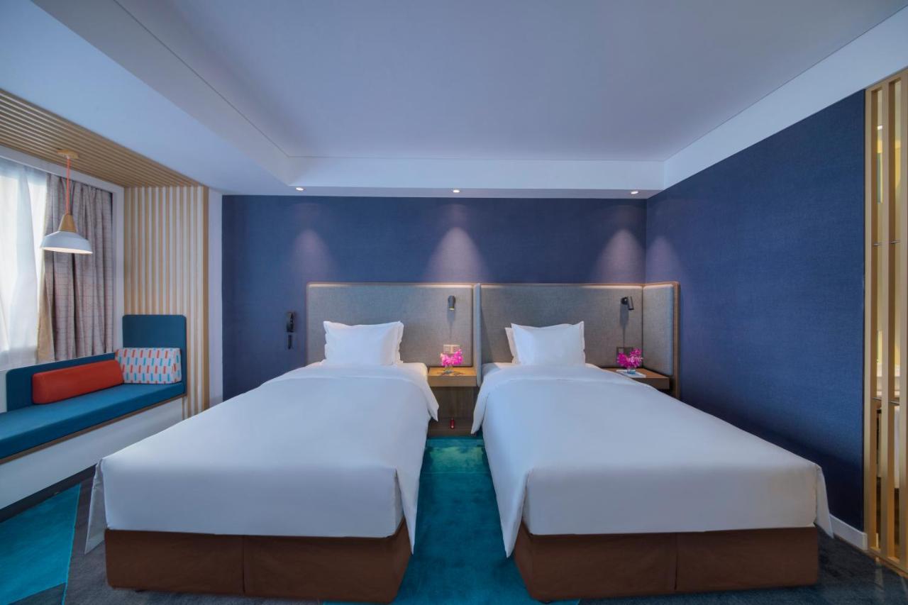 Hotel Express - Jinshan, An Ihg 3*